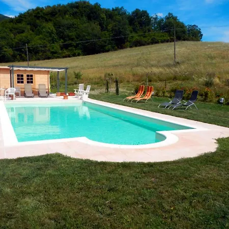 A Tent With Swimming Pool マテーリカ
